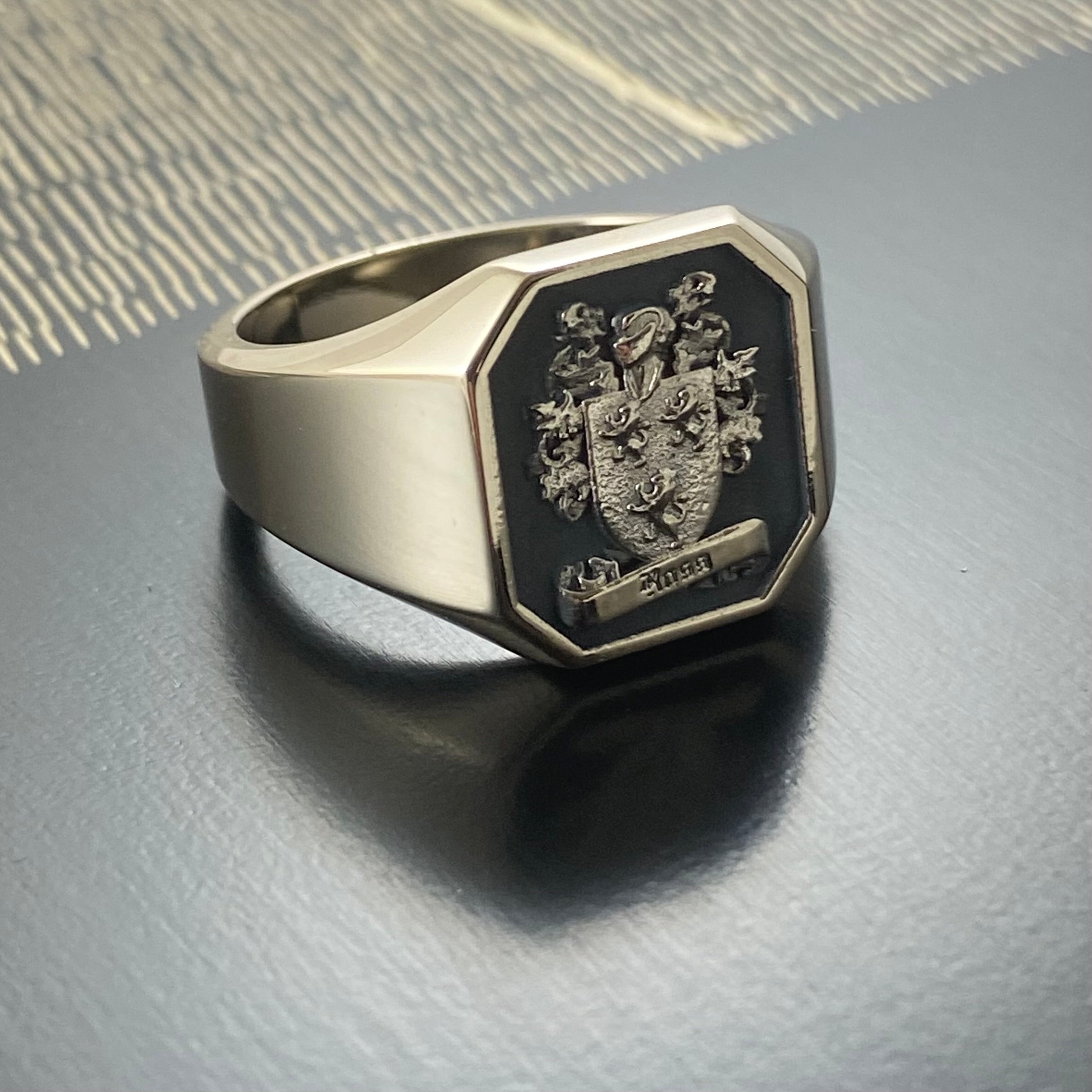 Family Coat of Arms CAD Crafted 16mm x 14mm  -  9 Carat White Gold Palladium