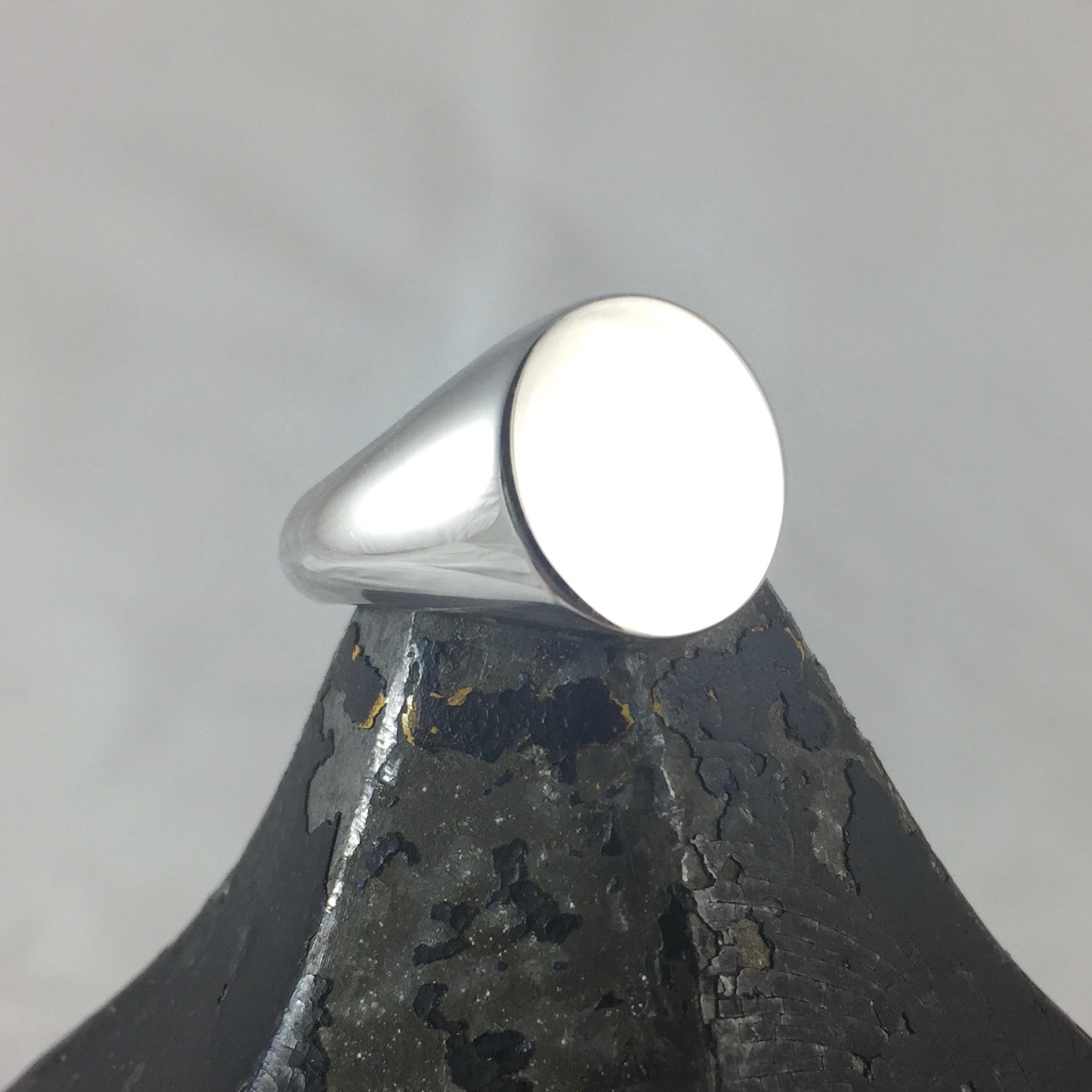 Classic Oval 14mm x 12mm - 9 Carat White Gold Signet Ring