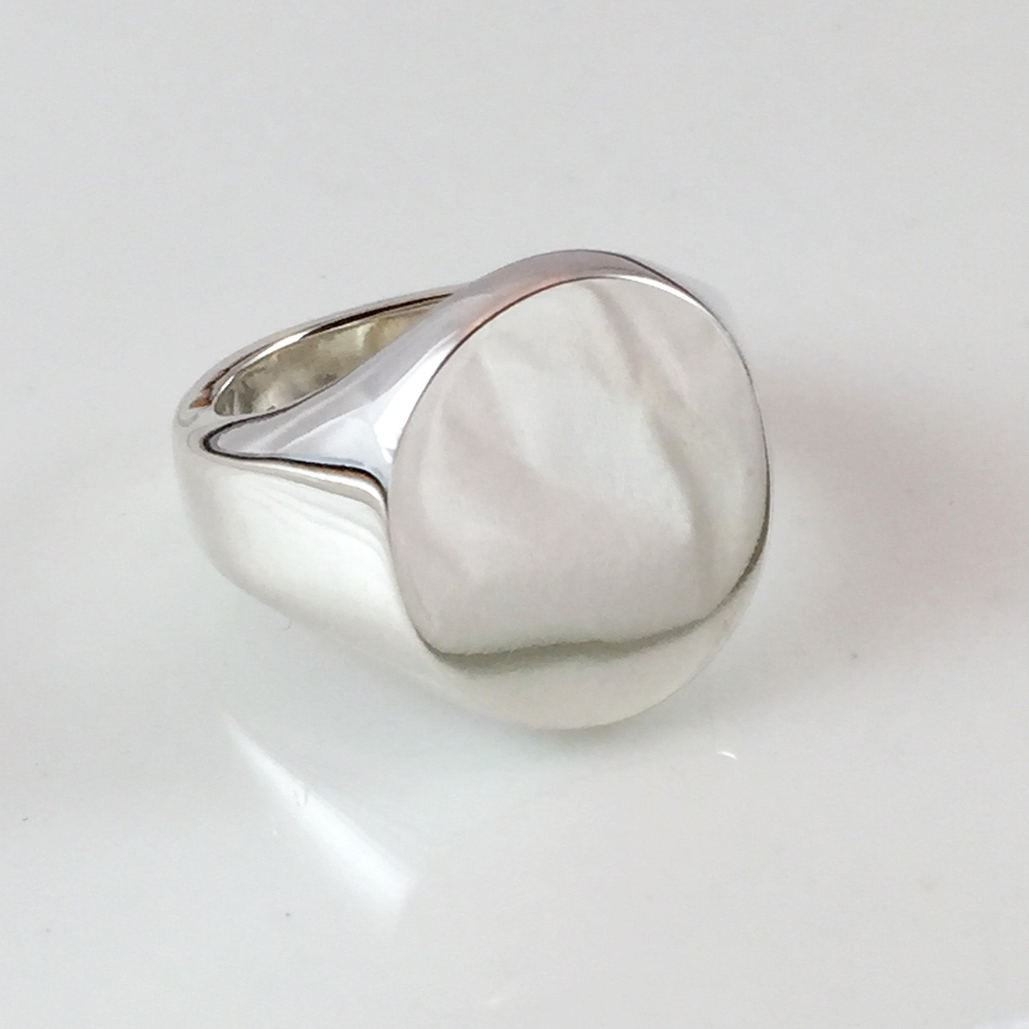 Classic Oval 16mm x 13mm - 18 Carat White Gold Signet Ring